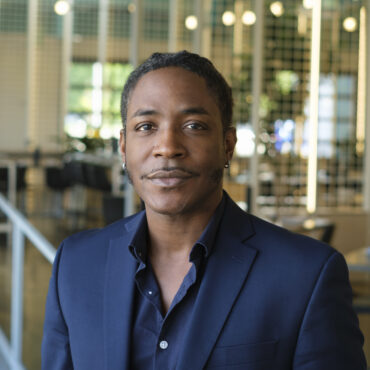 Headshot of Michael Turner